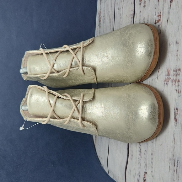 TOMS | NEW Lunata Gold Metallic Heeled Lace Up Booties Academia Size 11 - Picture 4 of 10